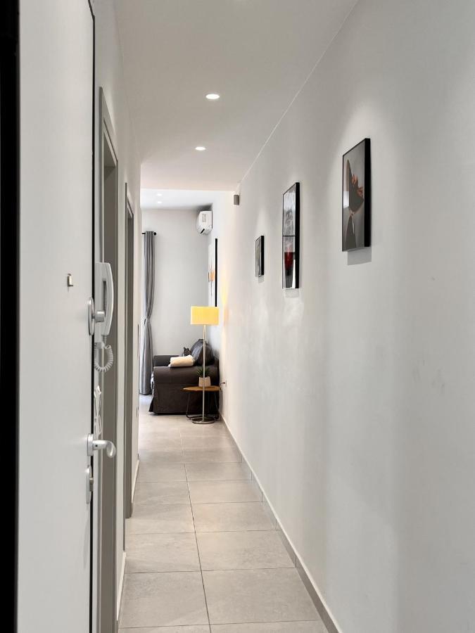 Chic Getaway Near Stavros Niarchos Lejlighed Athen Eksteriør billede